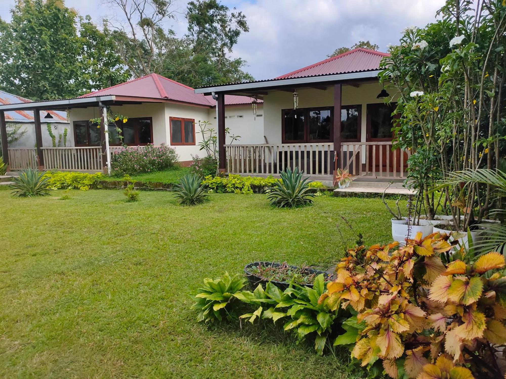 Tomohon Ilasan Cottage. מראה חיצוני תמונה